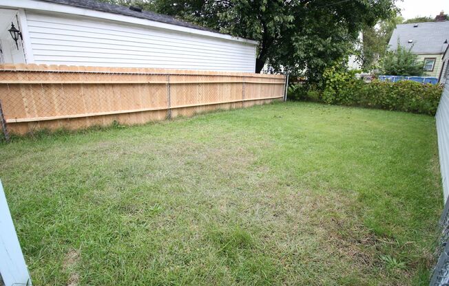 3 bed 1 bath bungalow with garage and basement