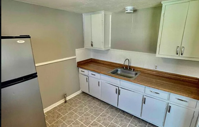 4265 WOODLAWN AVE Unit B BEAUMONT,	TX	77703