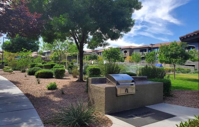 Picnic Area With Grilling Facility at The Paramount by Picerne, Las Vegas, Nevada