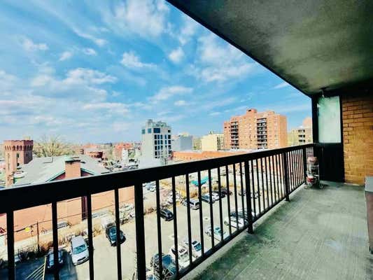 136 75 37 AVE