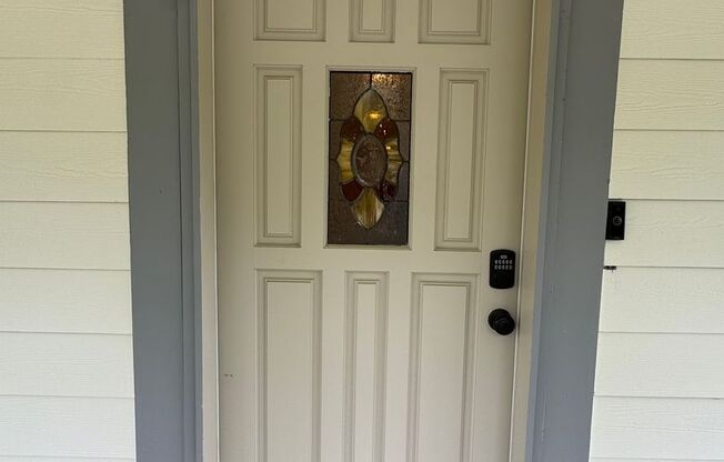 Gorgeous Fully Remodeled 2-Bedroom Home in Athens