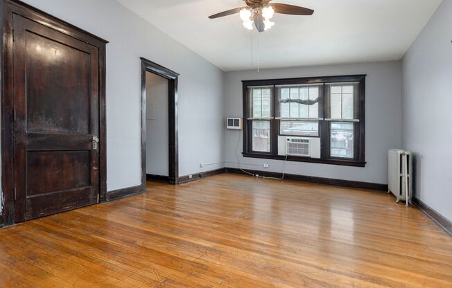 1 bed, 1 bath, 900 sqft, $850, Unit #25