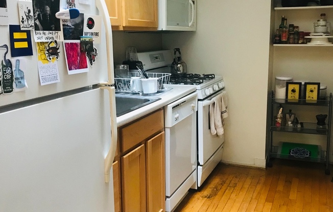 Studio, 1 bath, 400 sqft, $1,149, Unit 15E