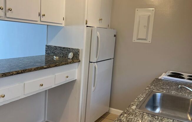 1 bed, 1 bath, 541 sqft, $1,645, Unit 1948-301
