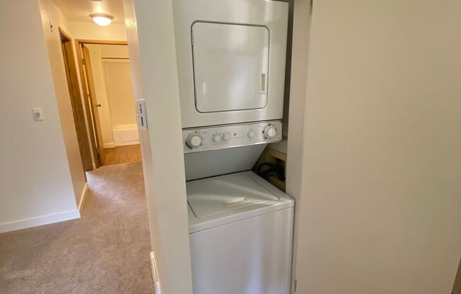 1 bed, 1 bath, 650 sqft, $1,650, Unit C201