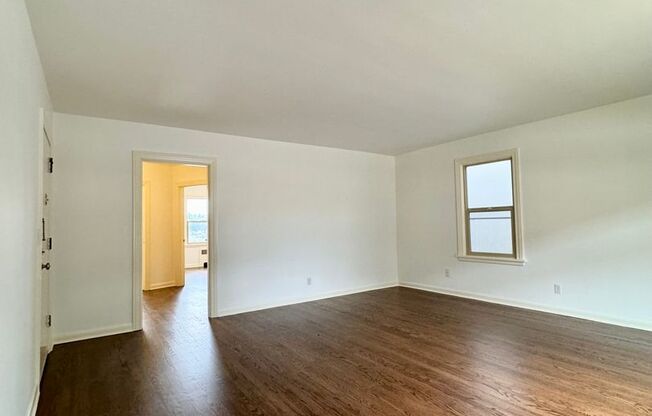 1 bed, 1 bath, 750 sqft, $1,895, Unit 1