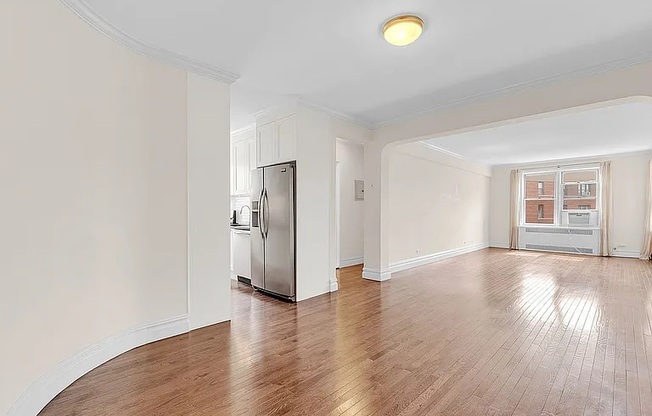 73 12 35 AVE