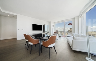 3 beds, 3 baths, 1,989 sqft, $16,800, Unit 5112