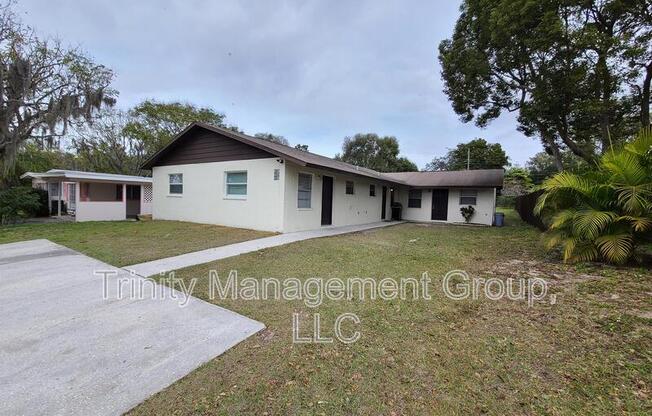 6329 DELAWARE AVE