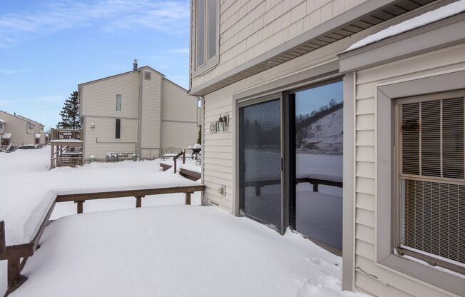 2 beds, 2.5 baths, $1,725, Unit C-3