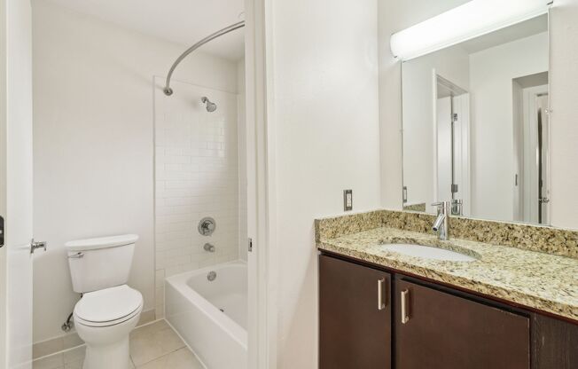 1 bed, 1 bath, 840 sqft, $1,250, Unit 2202