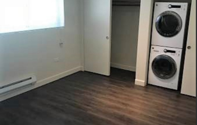 1 bed, 1 bath, 665 sqft, $1,595, Unit #4