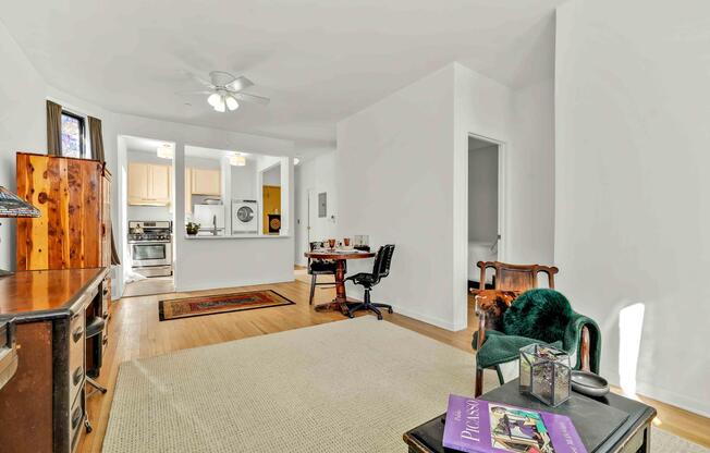 2 beds, 1 bath, $5,995, Unit 3-C