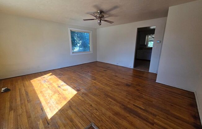 3 beds, 1 bath, $1,695