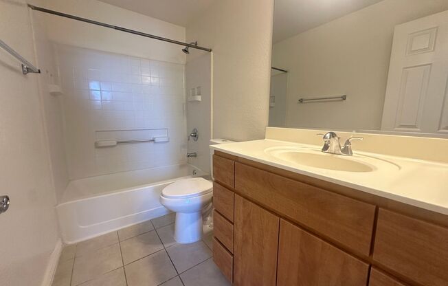 2 beds, 2 baths, $2,025, Unit UNIT 102