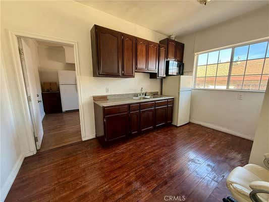 3 beds, 3 baths, 1,520 sqft, $4,300