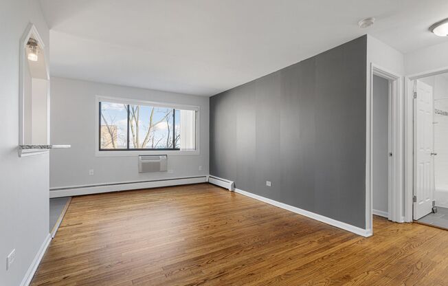 1 bed, 1 bath, 382 sqft, $1,850, Unit 510