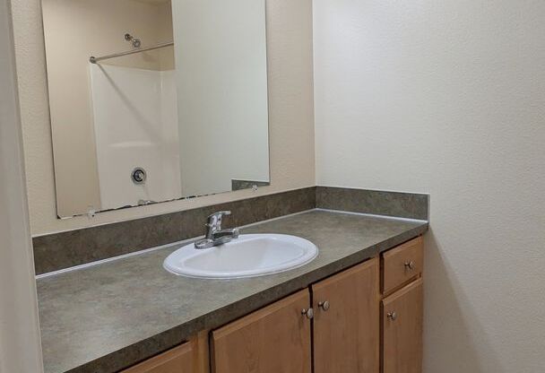3 beds, 2 baths, 1,180 sqft, $1,585, Unit E304