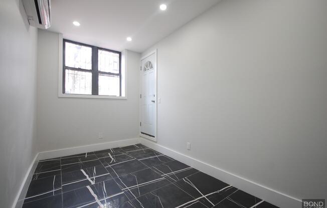 49 E 56 ST