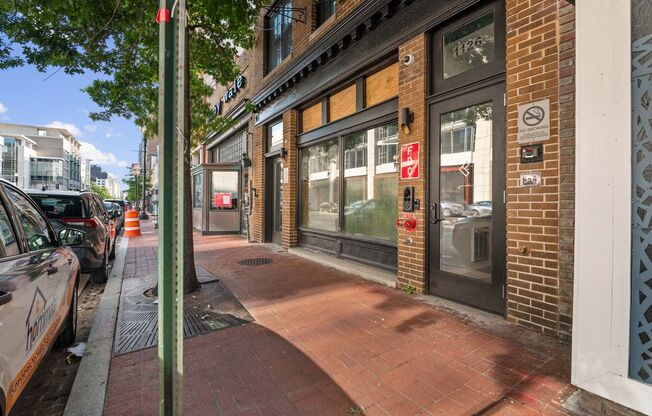 1 bed, 1 bath, $1,600