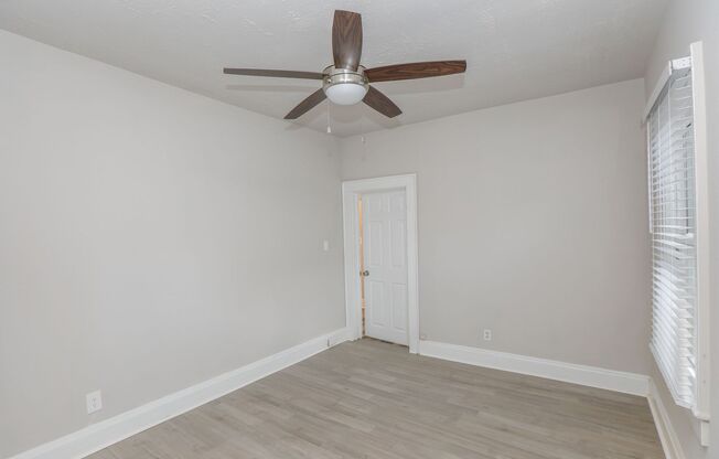 1 bed, 1 bath, 700 sqft, $1,500