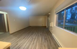 2 beds, 1 bath, 967 sqft, $1,245, Unit #9