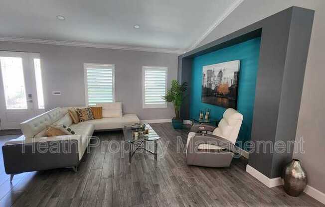 2223 BARBARA DR