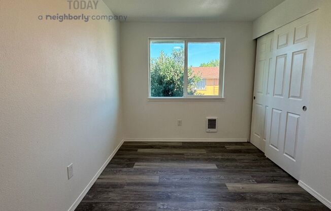 2 beds, 1 bath, 800 sqft, $1,950