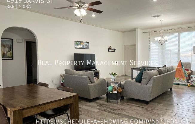 3 beds, 2 baths, 1,664 sqft, $1,795