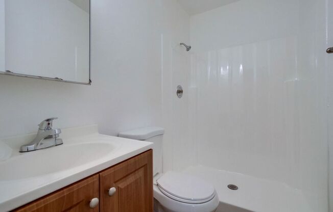 1 bed, 1 bath, $1,650, Unit 9