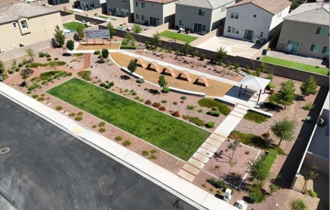 4630 Summer Azure St