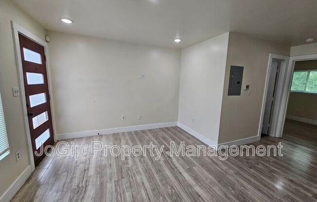 4806 VIRGINIA AVE
