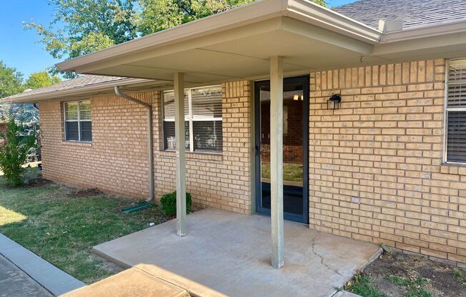 Cute 2 Bed Duplex in Downtown Edmond