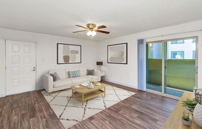 2 beds, 1 bath, 840 sqft, $1,275, Unit S1127