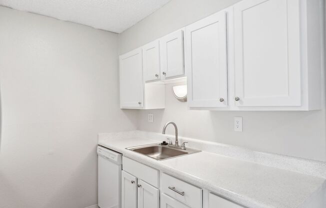 1 bed, 1 bath, 676 sqft, $1,550, Unit 217