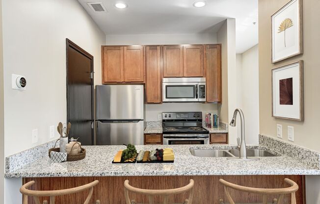 Studio, 1 bath, 412 sqft, $971, Unit 405