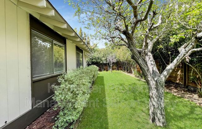 933 MIRAMONTE AVE