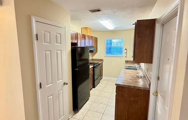 3 beds, 2 baths, $1,850