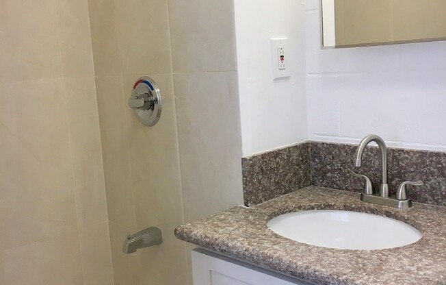 1 bed, 1 bath, $1,795, Unit 3D