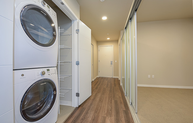 1 bed, 1 bath, 491 sqft, $2,450, Unit 404