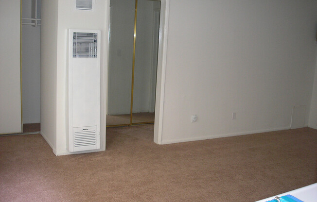 Studio, 1 bath, $1,395, Unit 18