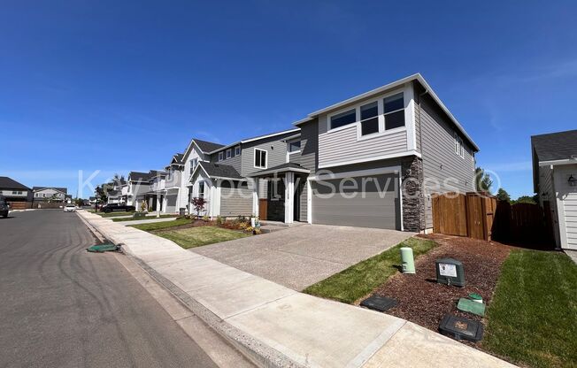 Gorgeous Modern Traditional Home in Brush Prairie