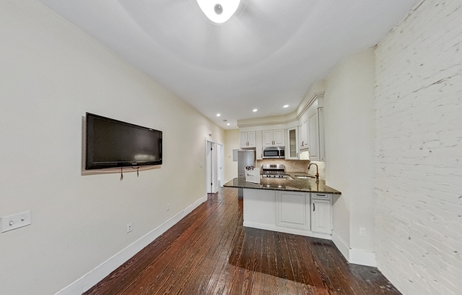 2 CARMEL ST