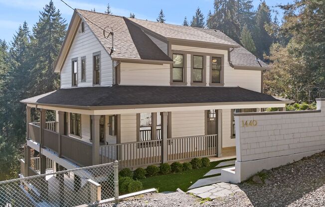 Freshly Remodeled Stunner Perched on the Hills! Luxury, Modern, Elevated, and Effortlessly Hip 5-Bed 3.5 Bath Home