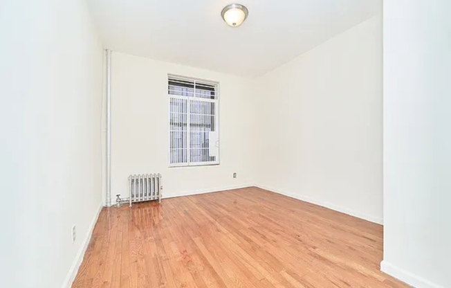 1590 AMSTERDAM AVE