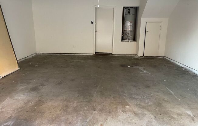 2 beds, 2.5 baths, 1,102 sqft, $2,698, Unit 504