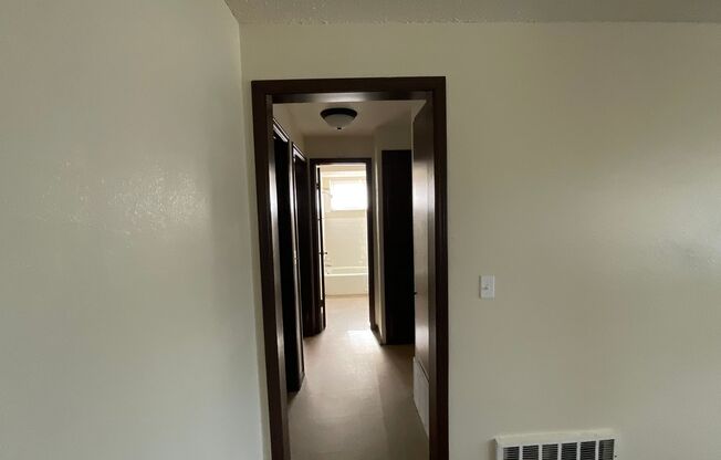 Spacious 4 bed, 1.5 bath