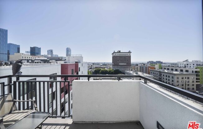 2 beds, 2 baths, 1,020 sqft, $3,200, Unit 610