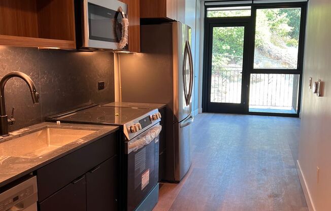 Studio, 1 bath, 362 sqft, $1,995, Unit 311