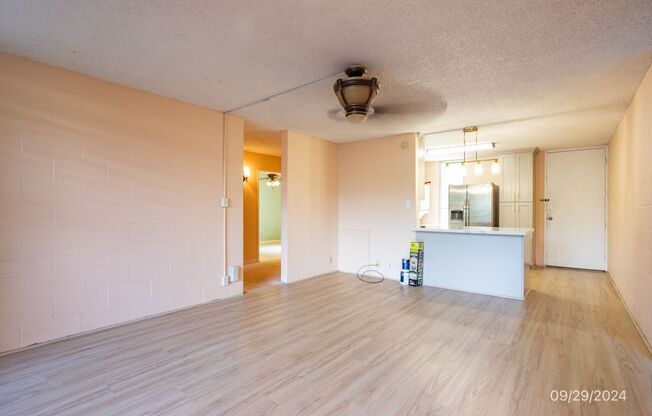 3 beds, 2 baths, $2,650, Unit Unit A405